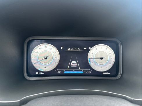 Certified 2023 Hyundai Kona Limited image 18