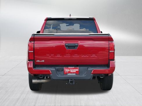Certified 2025 Toyota Tacoma SR5 AWD/4WD image 6