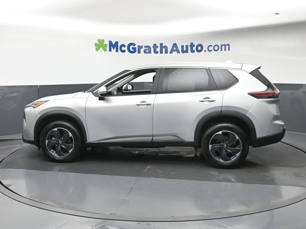 Used 2025 Nissan Rogue SV AWD/4WD image 22