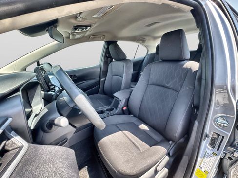 Used 2024 Toyota Corolla LE FWD image 11