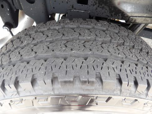 Used 2024 RAM 2500 Laramie w/ Safety Group AWD/4WD image 59