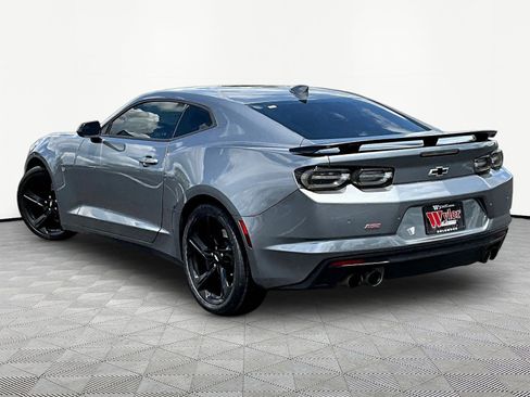 Used 2019 Chevrolet Camaro SS w/ Black Appearance Package RWD image 4