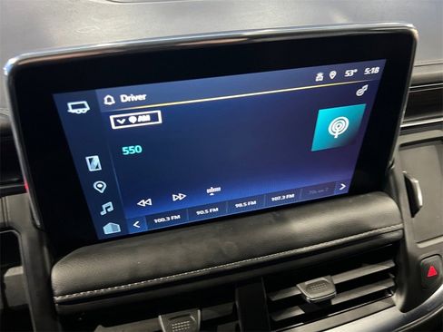 Used 2023 Chevrolet Suburban LT image 33