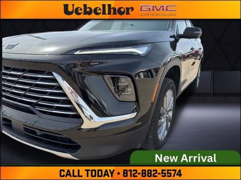 Used 2025 Buick Enclave Preferred image 15