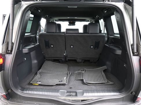 Used 2024 Lexus GX 550 AWD/4WD image 18