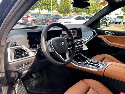 Used 2026 BMW X5 xDrive50e AWD/4WD image 18