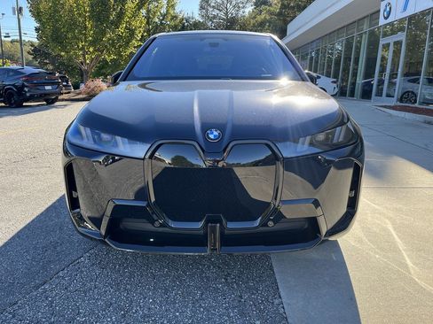 Used 2026 BMW iX xDrive60 w/ M Sport Package image 10