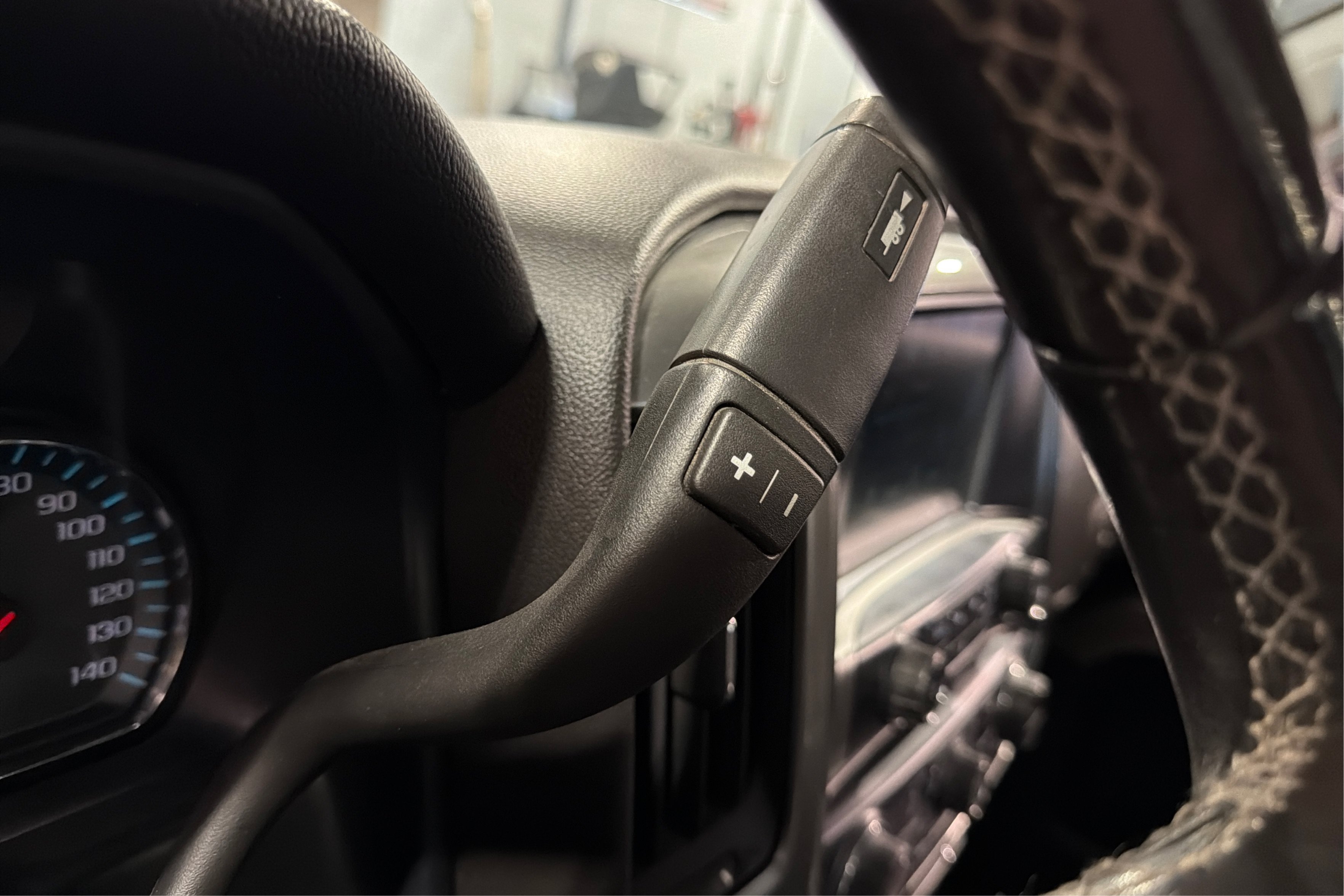 Used 2018 Chevrolet Silverado 1500 LT w/ All Star Edition AWD/4WD image 25