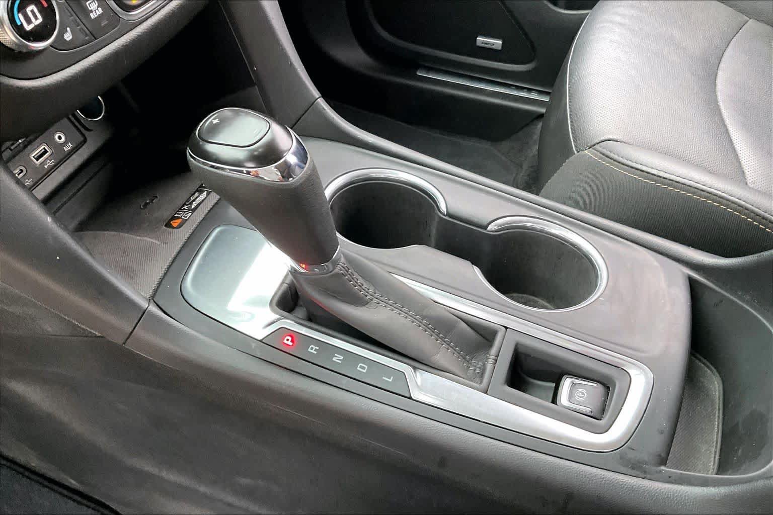 Used 2021 Chevrolet Equinox Premier FWD image 17