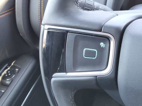 Certified 2025 Ford Expedition Tremor image 32