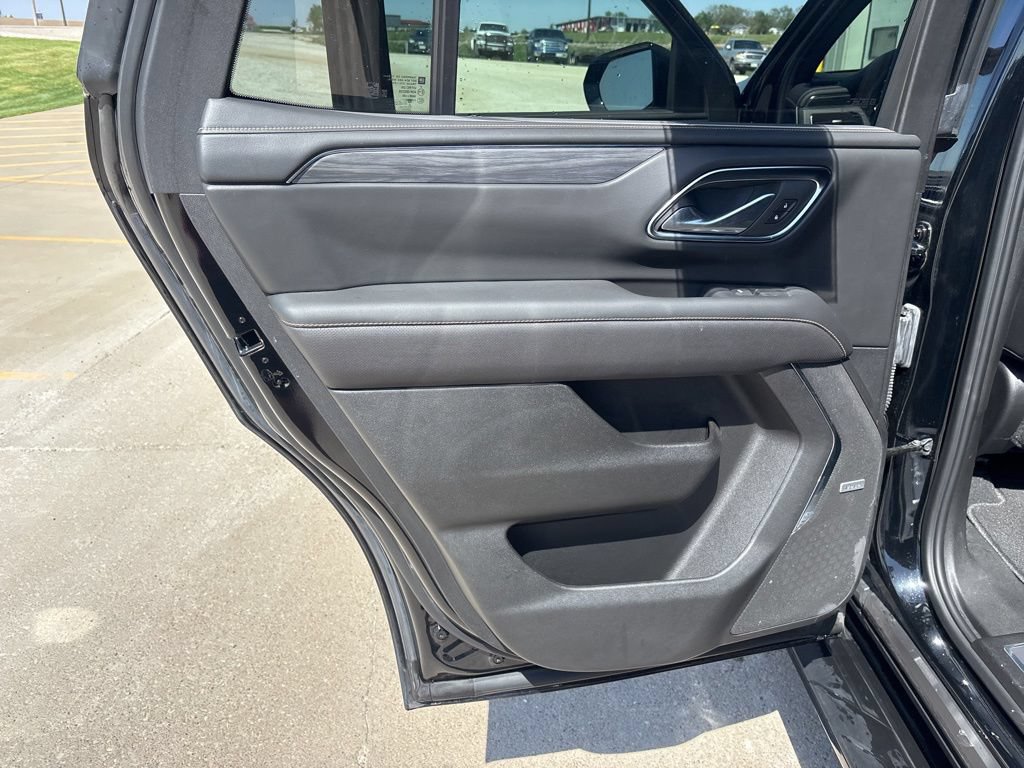 Used 2024 GMC Yukon SLT AWD/4WD image 22