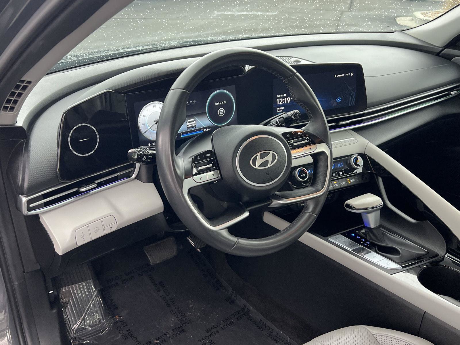 Certified 2024 Hyundai Elantra Limited FWD image 23