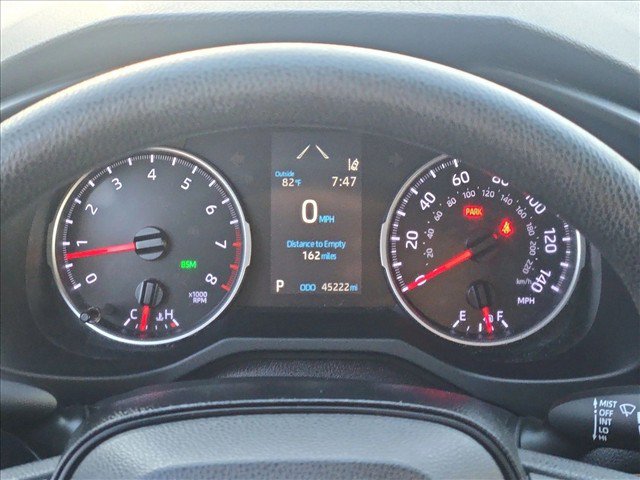 Used 2019 Toyota RAV4 XLE FWD image 11