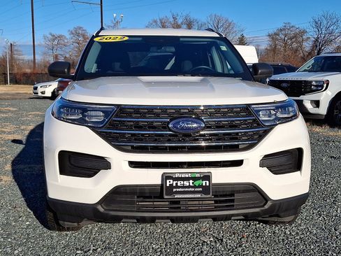 Used 2022 Ford Explorer XLT w/ Class IV Trailer Tow Package image 2