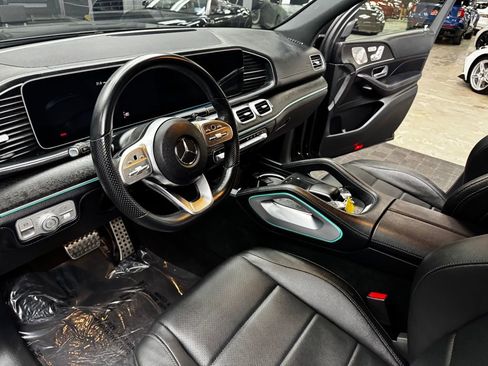 Used 2023 Mercedes-Benz GLS 450 4MATIC image 32