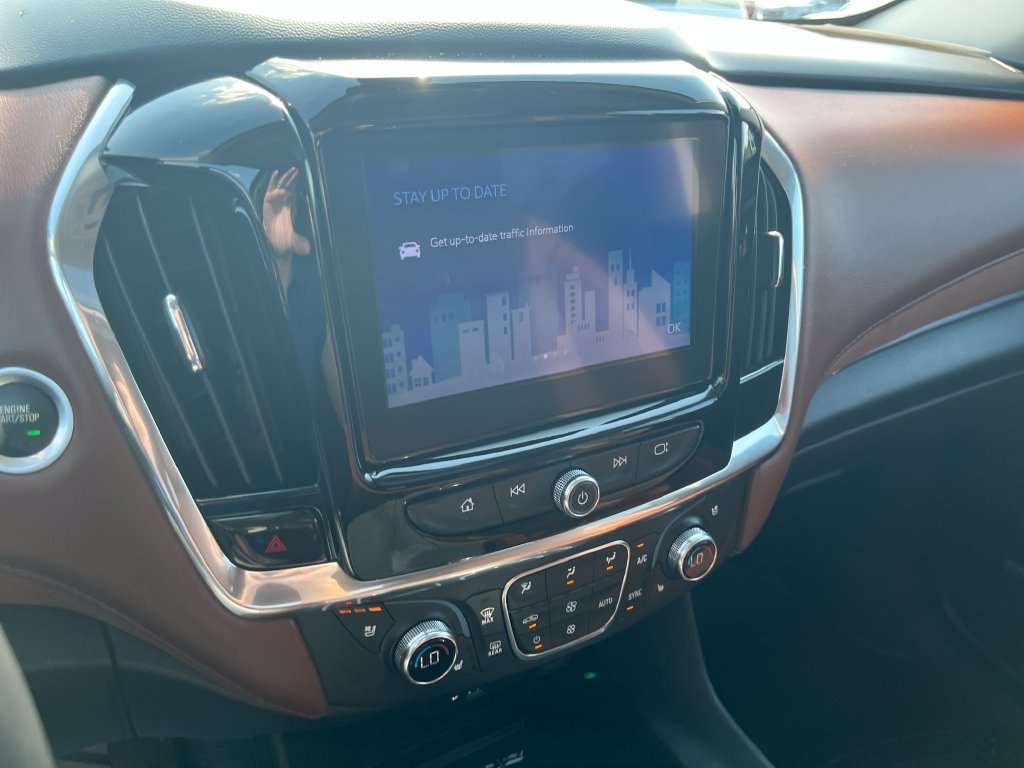 Used 2021 Chevrolet Traverse High Country AWD/4WD image 17