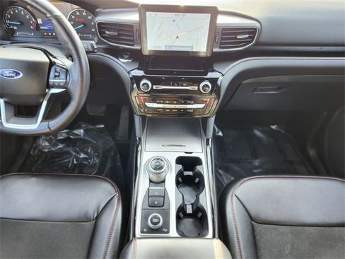 Certified 2022 Ford Explorer ST-Line image 14