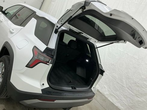 Used 2025 Chevrolet Equinox LT image 20