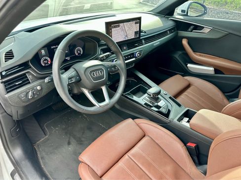 Used 2021 Audi A4 2.0T allroad Prestige w/ Prestige Package AWD/4WD image 11