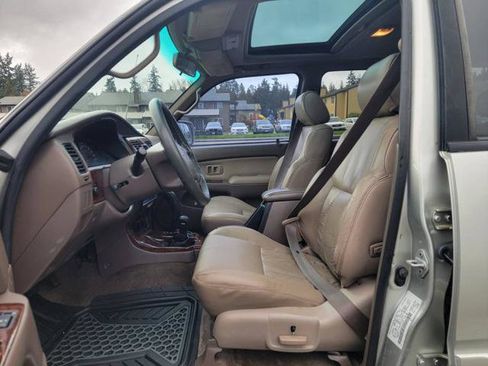 Used 1999 Toyota 4Runner Limited image 11