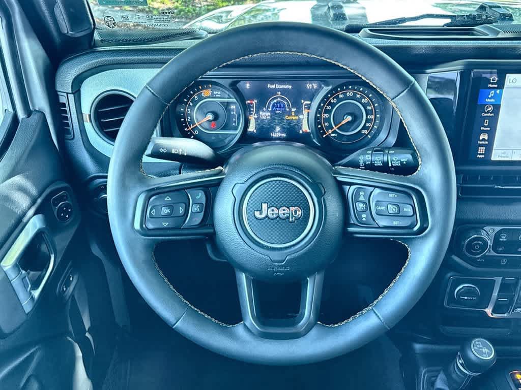 Used 2024 Jeep Wrangler Unlimited Sport AWD/4WD image 15