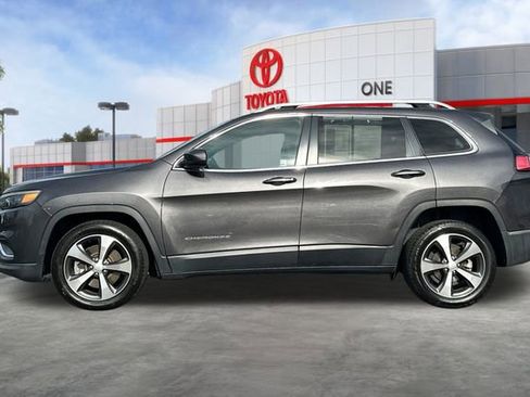 Used 2020 Jeep Cherokee Limited image 8