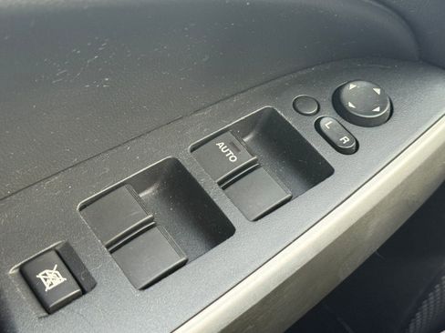 Used 2014 MAZDA MAZDA2 Sport image 21