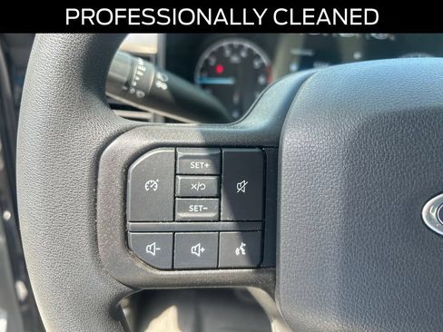 Certified 2025 Ford F250 XL AWD/4WD image 15
