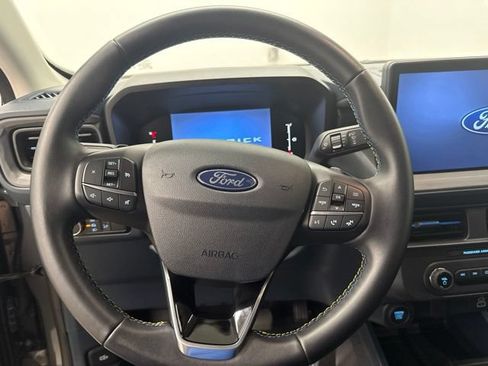 Used 2025 Ford Maverick Lobo AWD/4WD image 27