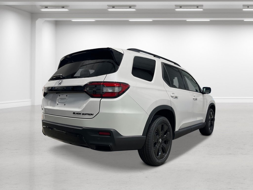 New 2026 Honda Pilot Black Edition image 8