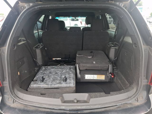 Used 2014 Ford Explorer XLT w/ Equipment Group 201A FWD image 28