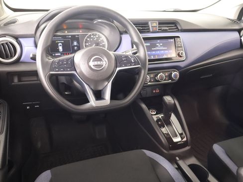 Used 2024 Nissan Versa SV w/ Trunk Package FWD image 2