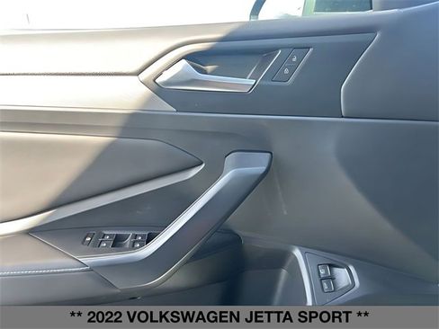 Used 2022 Volkswagen Jetta Sport image 18