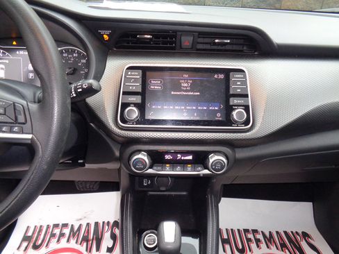 Used 2019 Nissan Kicks SV w/ Exterior Package image 13