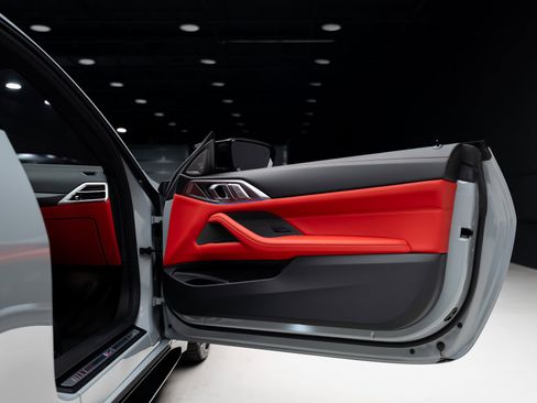 Used 2026 BMW M4 Competition RWD image 64