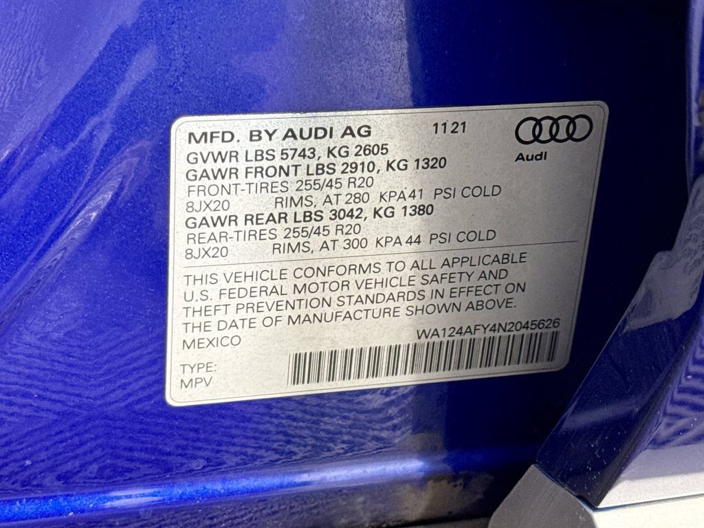 Used 2022 Audi SQ5 Premium Plus w/ Premium Plus Package AWD/4WD image 43