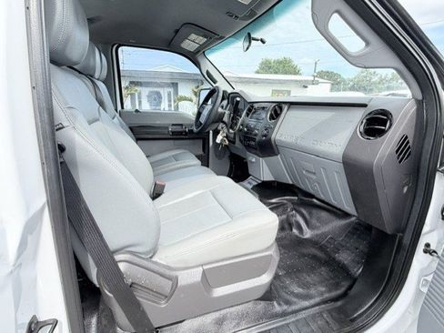 Used 2016 Ford F250 XL w/ Power Equipment Group RWD image 14