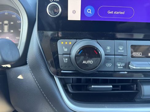 Used 2025 Toyota Grand Highlander AWD image 22