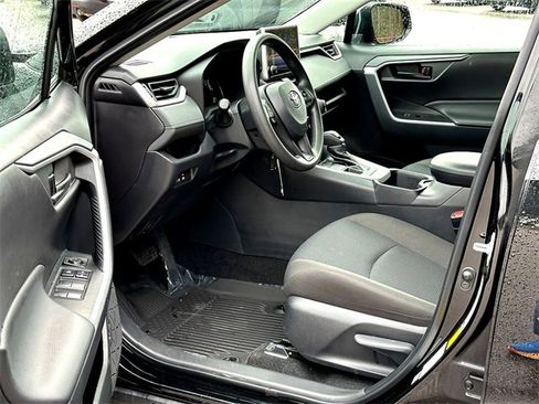 Certified 2025 Toyota RAV4 LE image 10