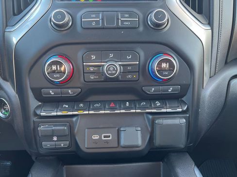 Used 2020 Chevrolet Silverado 1500 RST w/ Diesel Off-Road Package image 30