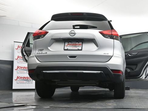 Used 2017 Nissan Rogue S w/ S Appearance Package AWD/4WD image 43