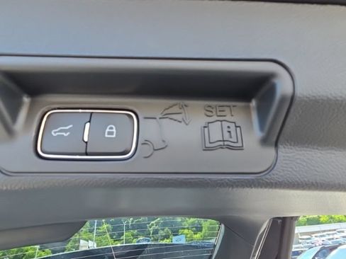 New 2026 Ford Explorer ST-Line AWD/4WD image 12
