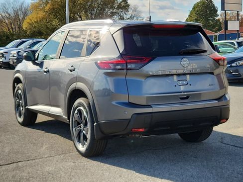 New 2026 Nissan Rogue SV w/ SV Premium Package image 4