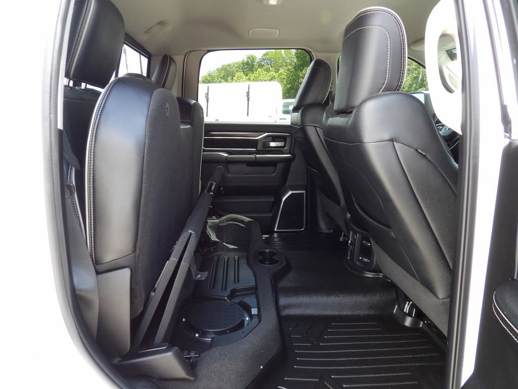 Used 2023 RAM 2500 Laramie AWD/4WD image 32