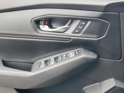 Used 2024 Honda Accord EX-L image 23