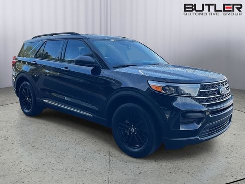 Certified 2023 Ford Explorer XLT image 7