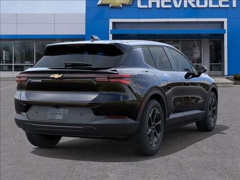 New 2026 Chevrolet Equinox EV LT image 4