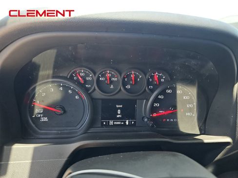 Used 2023 Chevrolet Silverado 1500 Custom AWD/4WD image 2