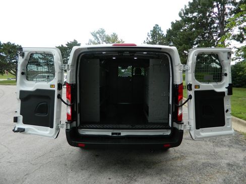 Used 2023 Ford Transit 250 Low Roof RWD image 10