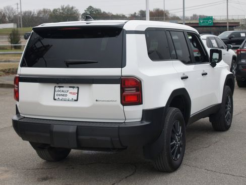 Used 2024 Toyota Land Cruiser 1958 image 18